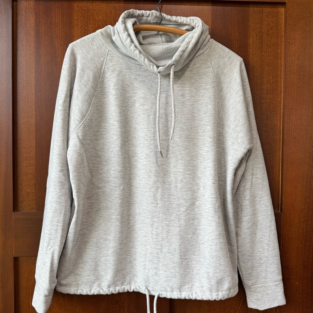 Women’s Gray Gilligan & O’Malley Funnel Neck Pullover Size Medium